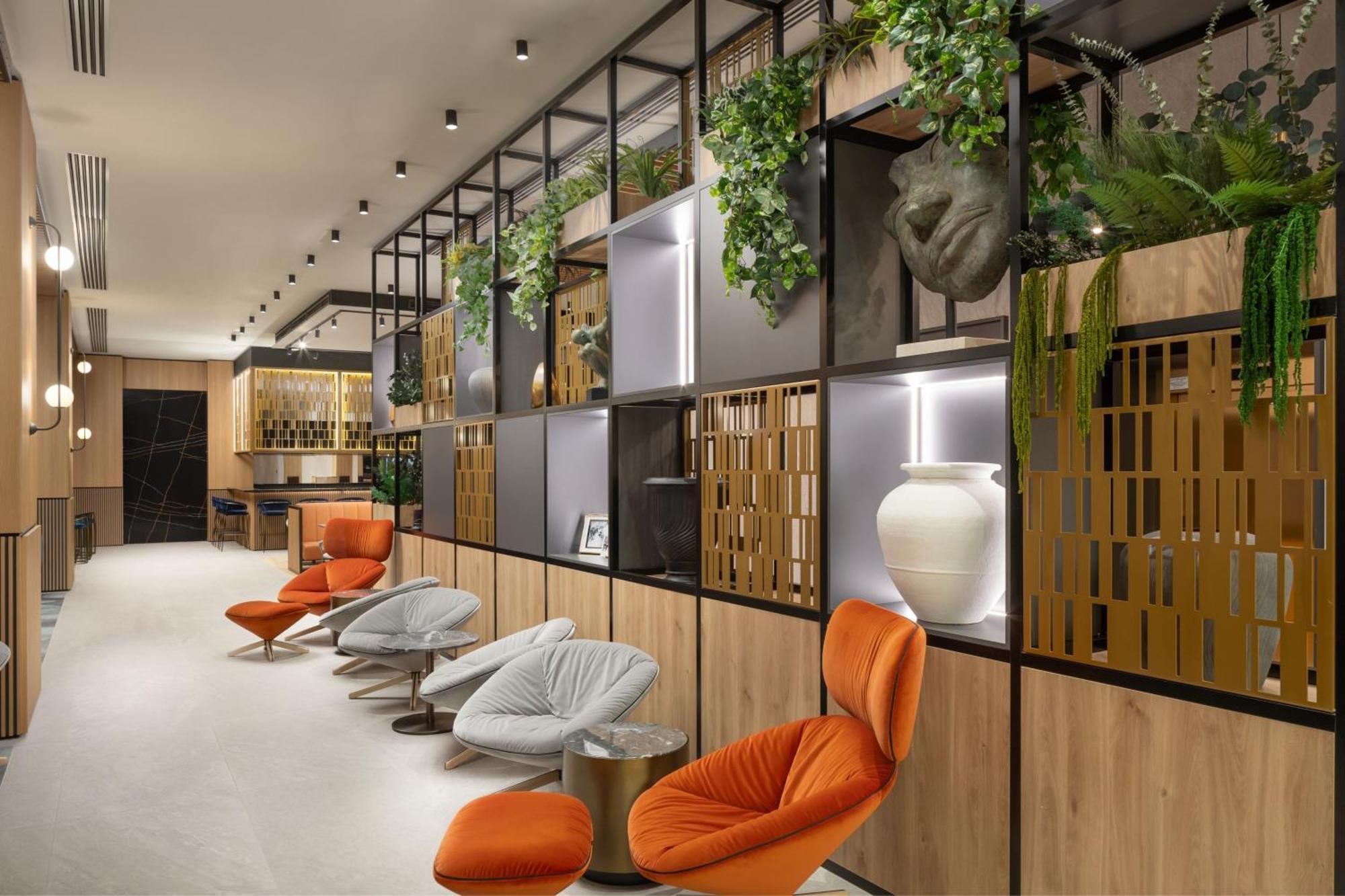 Courtyard By Marriott Cluj - Napoca Downtown Hotel Exterior photo